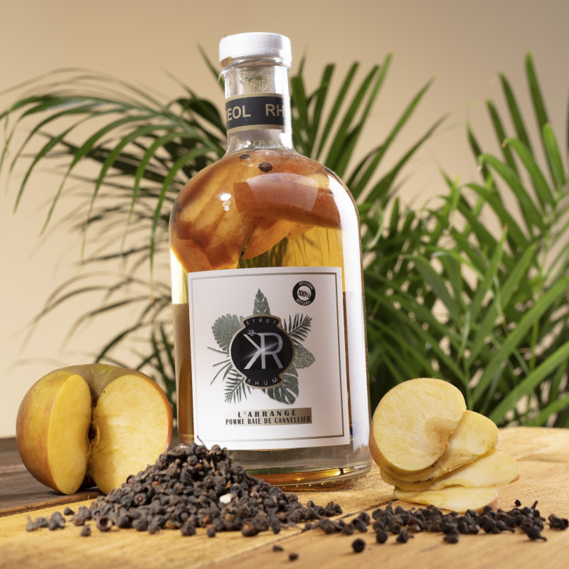RHUM ARRANGE CRÉOLE KR "POMME - BAIE DE CANNELIER" 0,70 Litre 24,5°