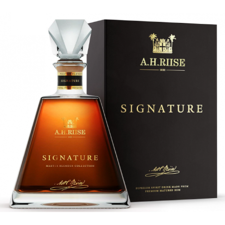 RHUM A.H. RIISE SIGNATURE MASTER BLEND 70cl 43,9°, AVEC ETUI